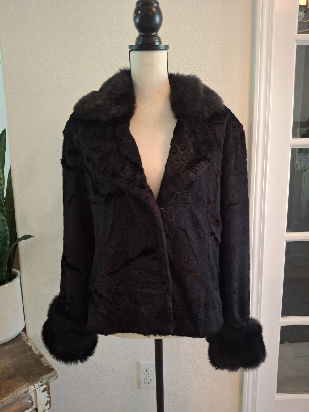 Plush Black Teddy Jacket with Faux Fur Collar & Cuffs